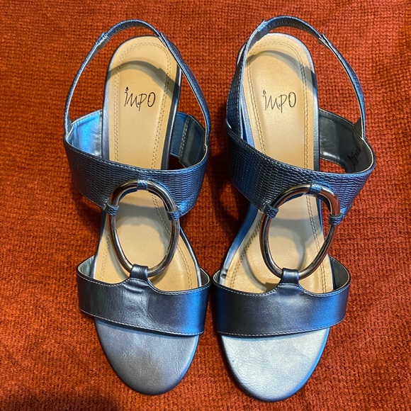 Dress Sandals - Picture 1 of 4